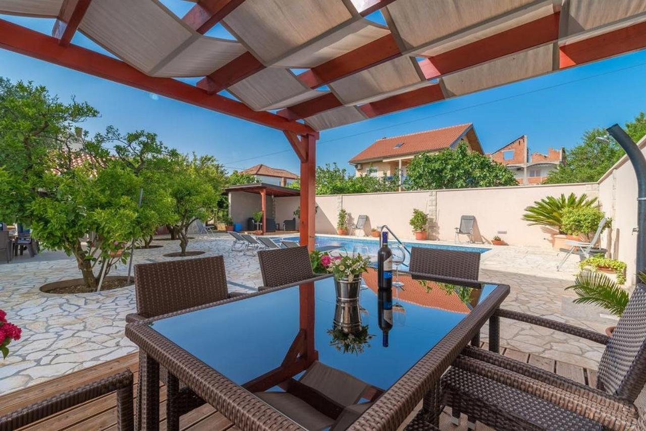 Apartments Villa Odesa With Shared Pool Задар Экстерьер фото